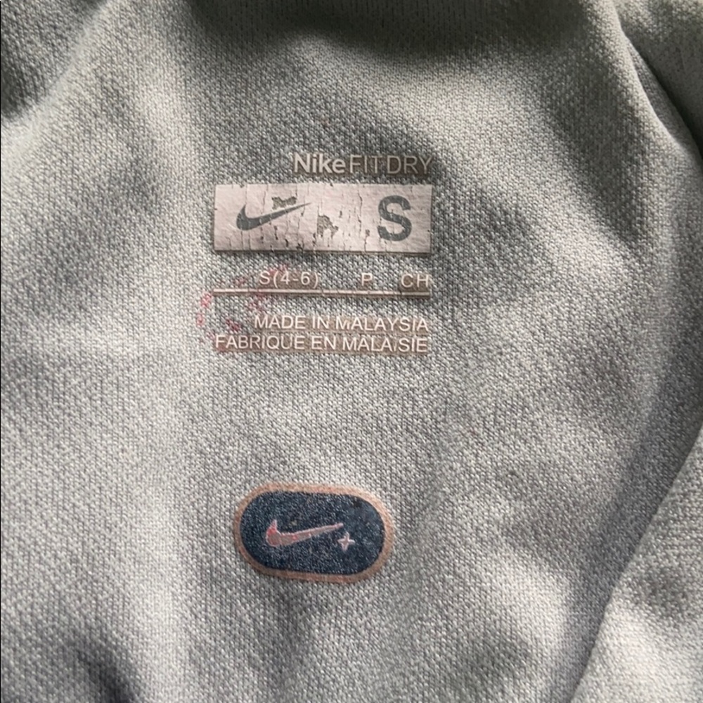 Nike athletic shorts - Picture 4 of 4
